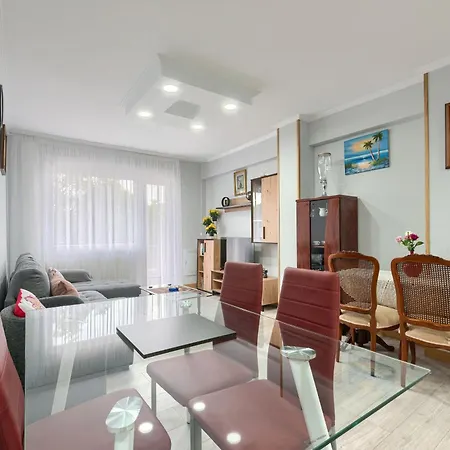 Apartamento Vivienda Turistica Centrica Y Con Estilo En El Encantador Barrio La Cruz