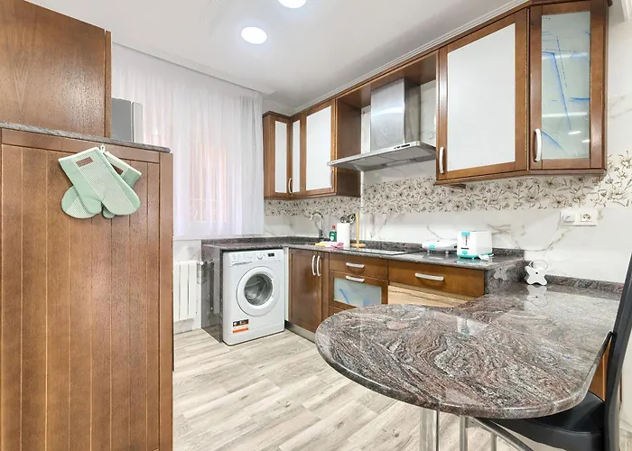 Vivienda Turistica Centrica Y Con Estilo En El Encantador Barrio La Cruz アパート *