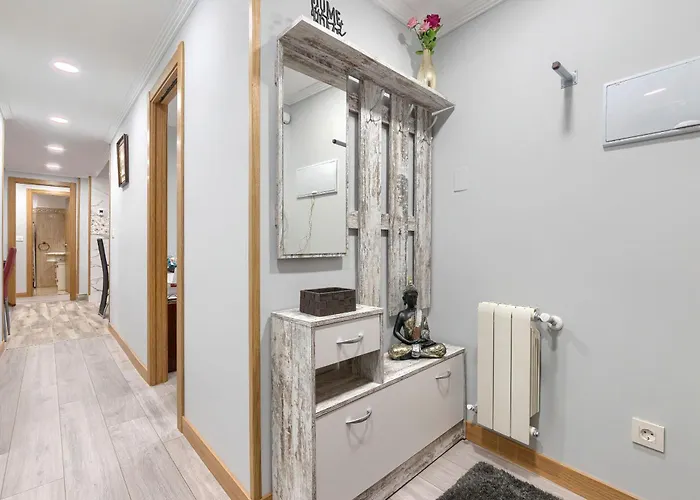 Vivienda Turistica Centrica Y Con Estilo En El Encantador Barrio La Cruz * ビルバオ