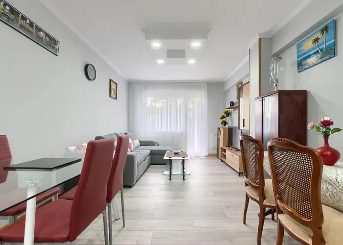 Vivienda Turistica Centrica Y Con Estilo En El Encantador Barrio La Cruz Appartement