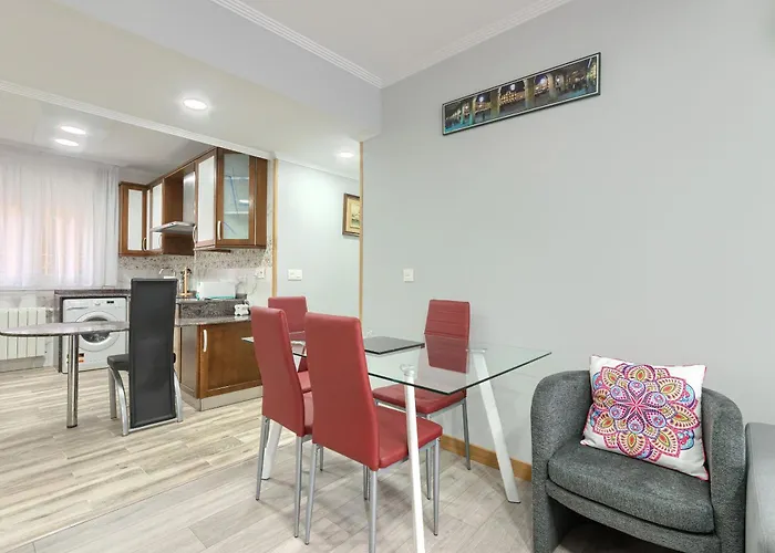 Vivienda Turistica Centrica Y Con Estilo En El Encantador Barrio La Cruz Bilbao