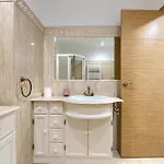 Vivienda Turistica Céntrica Y Con Estilo En El Encantador Barrio La Cruz Appartement Bilbao